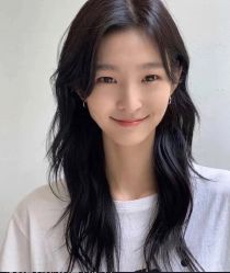 -变画·发型STUDIO