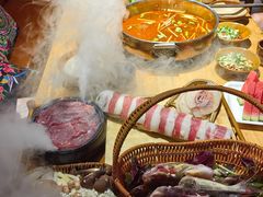 -黔诚多彩火锅(甲秀楼店)