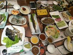 -青瓦餐厅·生鱼片·韩园烤肉(西塔店)