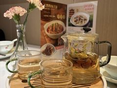 -荷花亭·湖北融合菜(中商广场店)