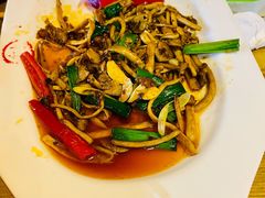 茶树菇牛柳-闻道食府烙饼卷带鱼(原车耳营店原大觉寺店)