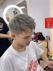 -乾健·烫染·接发SALON