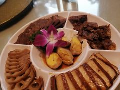 -刘胖子家常菜·蹄花焖藕(中央花园店)