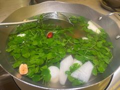 -左庭右院鲜牛肉火锅(浦江欢乐颂店)