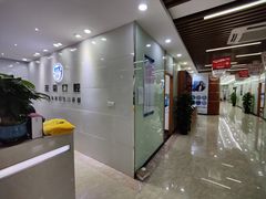 -茂菊口腔连锁(浦东南路店)