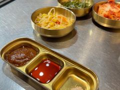 -釜山火炉·海鲜烤肉(紫藤路店)