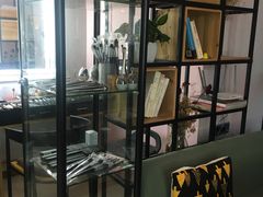 -ME觅妆·定制美妆·彩妆私教(菱角湖店)