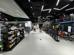 -迪卡侬(环球港店)