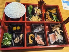 -勺子米线·云南传统小吃市集(四方街店)