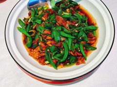 -老湘亲·品鉴湘菜(蔡塘爱琴海店)