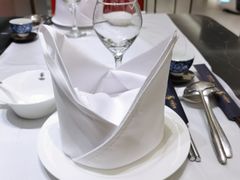 -红鼎豆捞·非遗鲍皇汤火锅(宝丰路店)