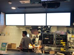 -麦当劳(水坑尾街店)