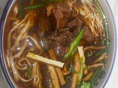 -镇南锅盖面馆(解放路店)