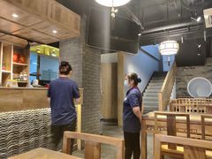 大堂-十六中酱肉·烧烤·京菜小馆(五方桥旗舰店)