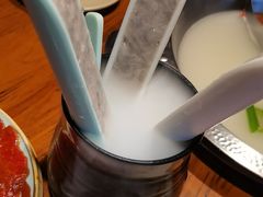 -东巴婆婆云南鱼豆花火锅(大东门店)