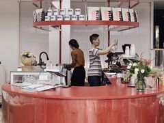 -UNI UNI(环亚凯瑟琳店)