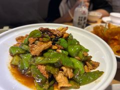 -关东小磨东北菜(上海长风大悦城店)