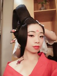 -盘子女人坊古装写真摄影(厦门总店)