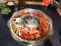 -利姐牧牛匠老火锅(兰花店)