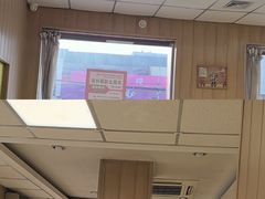 -华莱士·全鸡汉堡(加州步行街店)