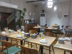 -贯贯吉·清真餐厅(浙江中路店)