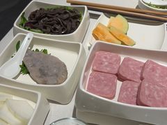 -海底捞火锅(长宁路龙之梦店)
