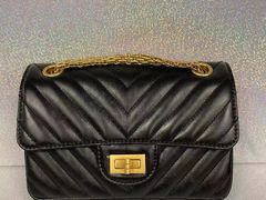 -CHANEL(恒隆广场店)