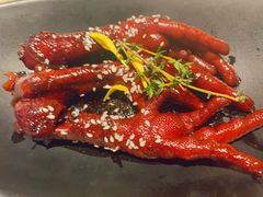 吮指鸡爪-桂满陇天书(南京德基旗舰店)