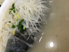 萝卜丝鲫鱼汤-红色湘菜馆(春风店)