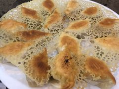 -周家大连水饺(美专校街店)
