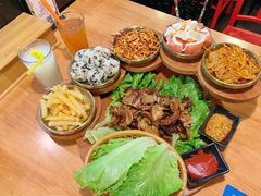 -肥肥虾庄·金牌油焖大虾(杨园滨江时代walk店)
