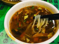 一口香-令氏家外家周秦食府(高新店)