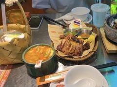 -小小集渔·泰式大排档(太古里香槟店)