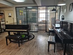 -梅纳·钢琴声乐架子鼓Mena Music(双井店)