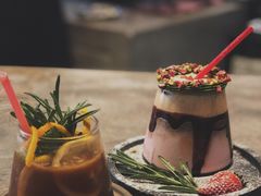 花环-BE NORMAL CAFE(霞溪路店)