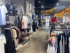 -adidas(滔搏朝阳大悦城店)