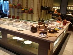 自助取餐区-富力希尔顿酒店·地阔自助餐厅