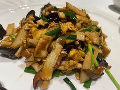 野山菌炒柴鸡蛋-海富门·带鱼·淮扬菜·粤菜(甘家口店)