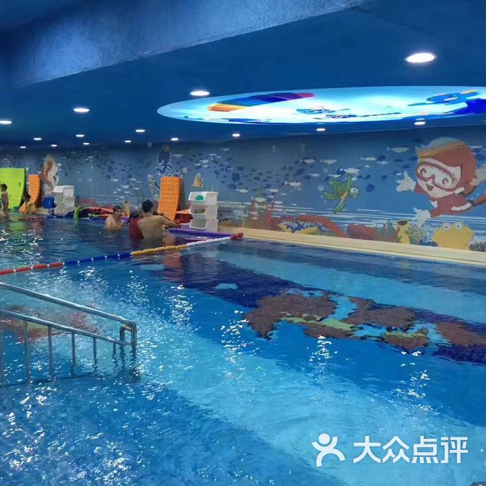 龙格亲子游泳俱乐部图片