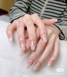 -悦指间美甲美睫