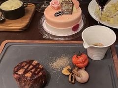 -恰餐厅及酒吧 CHAR Bar & Grill (北京丽都皇冠假日店)