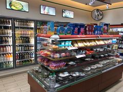 -全家便利店(金鱼胡同店)