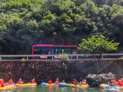 -安吉龙王山峡谷漂流