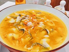 酸汤滑鱼片-卯火锅(人和协信店)