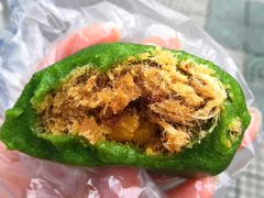 咸蛋黄肉松青团-常州糕团店(北大街新世纪商城店)