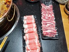 -果松木炭酸菜铜火锅·外婆参鸡汤