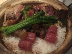 腊味煲仔饭-避风塘(宝山万达店)