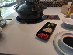 -东椰·海南椰子鸡火锅(朝阳门店)