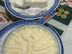 -广信牛奶甜品世家(台东店)