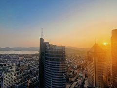 -Hi City·城市之巅